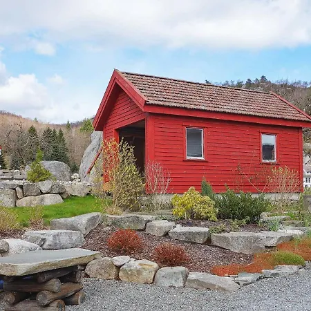 Holiday Skiftun Holiday home Nesvik