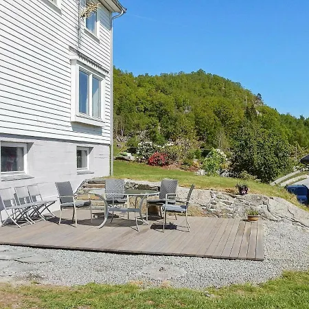 Holiday home Holiday Skiftun